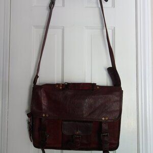 Unbranded Brown Leather Messenger Bag w/ shoulder strap & handle